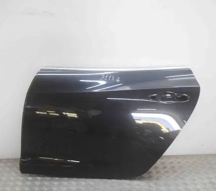 Maserati Quattroporte Rear door 673008060