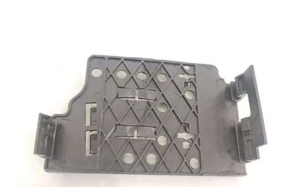 Audi A1 Other engine part 6R0906507F
