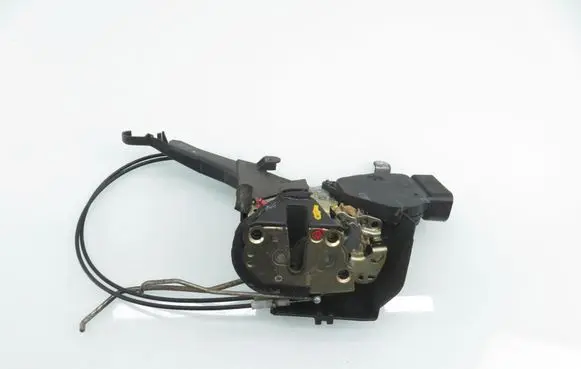 Toyota Avensis T220 Front door lock 