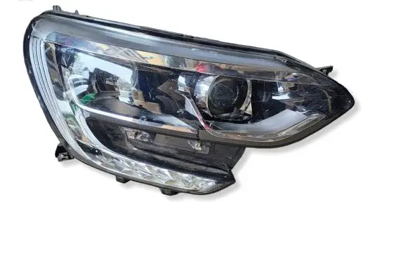 Renault Megane IV Headlight/headlamp 260102555R 00060921060E 90060921