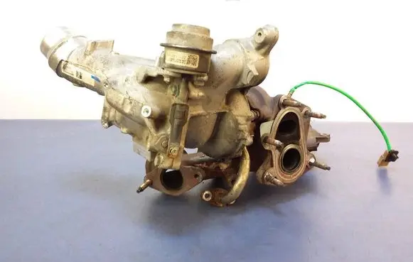 Renault Megane I Turbo system vacuum part H8201371485