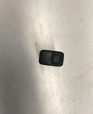 Mazda 323 Windscreen/window heater switch