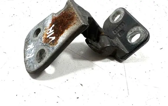 Land Rover Range Rover Sport L320 Front door upper hinge BDB780062