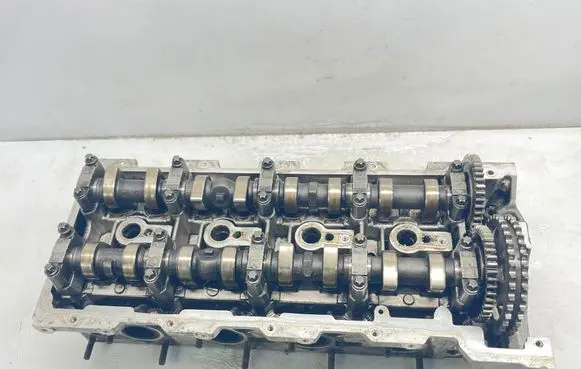 Mercedes-Benz C W204 Engine head A6460100820