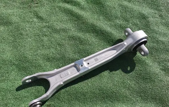 Tesla Model X Rear control arm 1420441