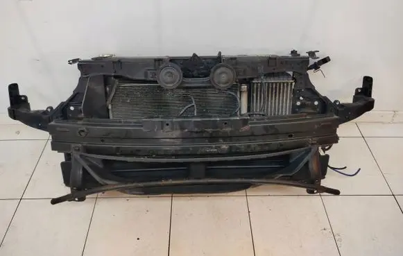 Hyundai i40 Radiator support slam panel 