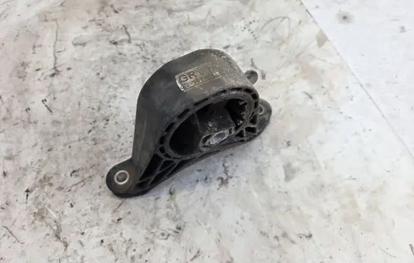 Opel Insignia A Engine mount bracket 22961475