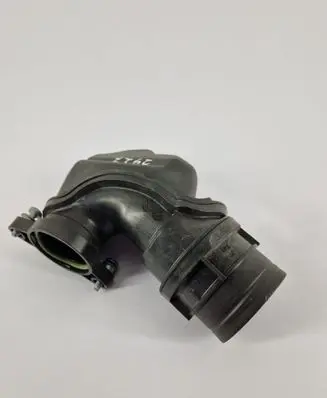 Volkswagen PASSAT B8 Intercooler air channel guide 04E129656S