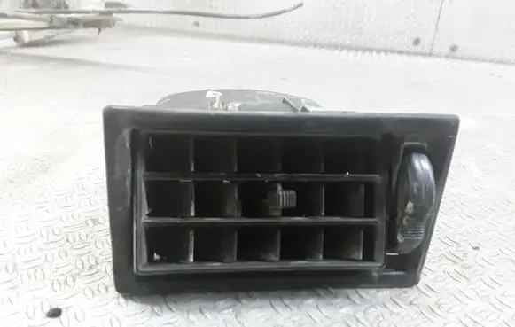 Volkswagen Transporter - Caravelle T4 Dashboard side air vent grill/cover trim 701819701