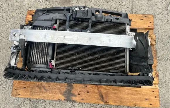 Peugeot 208 I Radiator support slam panel