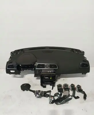 Renault Kadjar Radio/GPS head unit trim 