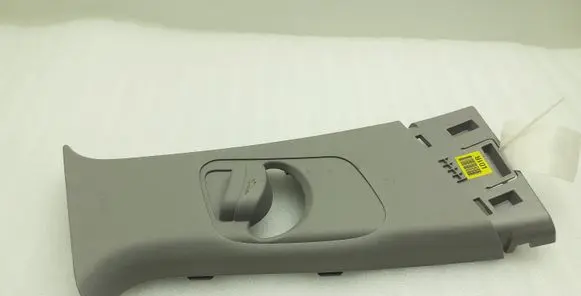Hyundai Kona I Seat belt trim 85844J9000 85843J9000