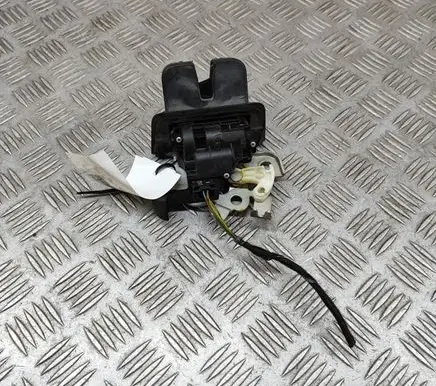Audi A6 S6 C7 4G Tailgate/trunk/boot lock/catch/latch 8K9827505A