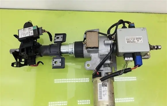 Opel Corsa C Power steering pump 09115125