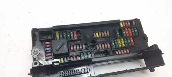 BMW 7 F01 F02 F03 F04 Fuse module 9234421