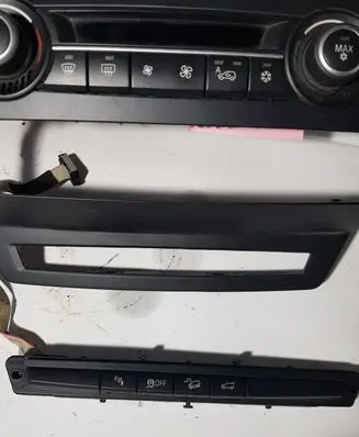 Traction control (ASR) switch