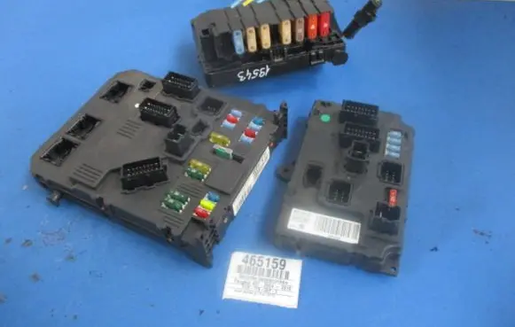 Peugeot 407 Fuse box set 9658539180