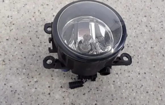 Nissan Note (E11) Front fog light 