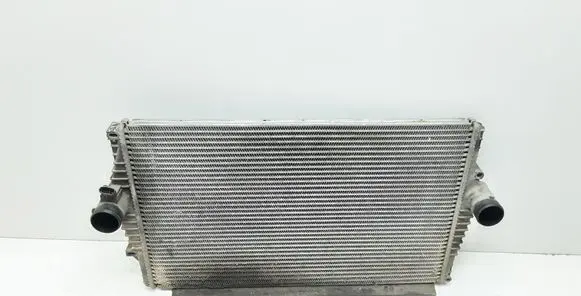 Volvo V70 Intercooler radiator 30748809
