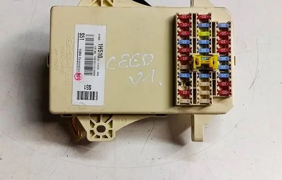 KIA Ceed Fuse box set 919501H510U1 919501H510 919502H500