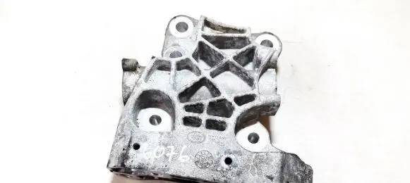 Land Rover Discovery Sport Engine mounting bracket GJ326030AA