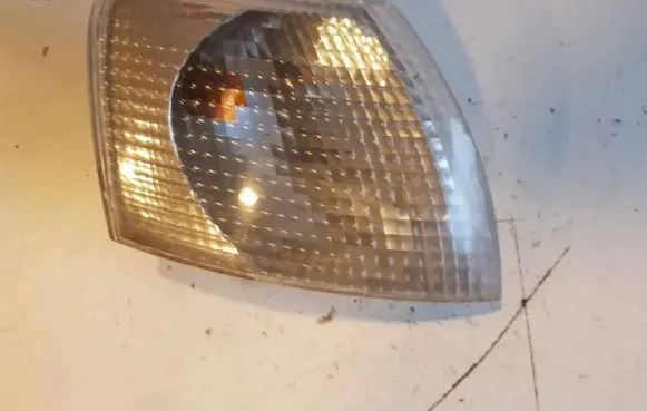Volkswagen PASSAT B5 Front indicator light 3B0953050C