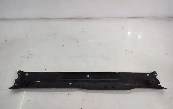 Mercedes-Benz C W204 Top upper radiator support slam panel A2046200272