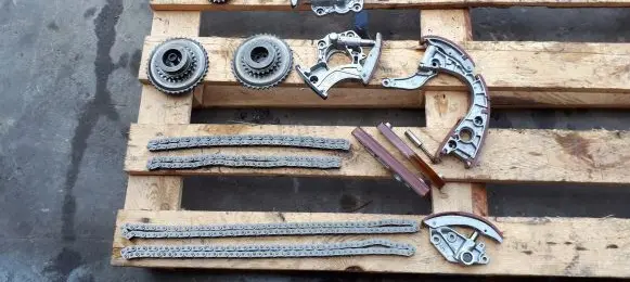 Audi A6 S6 C7 4G Slide rail for timing chain 06E109217Q 06E109218T