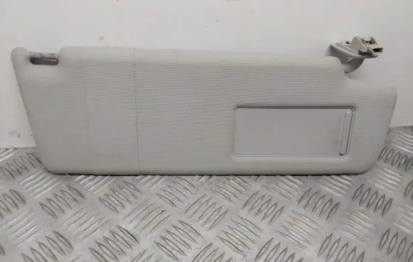 Volkswagen Tiguan Sun visor 5N0857552