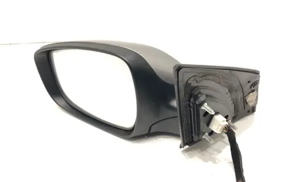 Hyundai Elantra Front door electric wing mirror