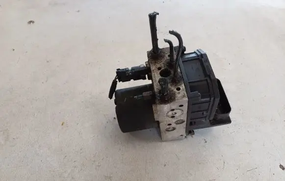 Toyota Avensis T250 ABS Pump 4454005030