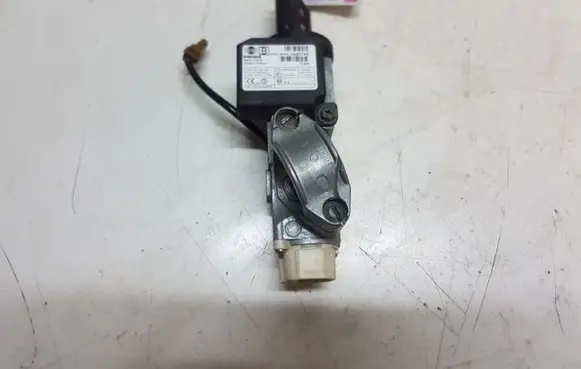 Nissan X-Trail T30 Ignition lock 28590C9902