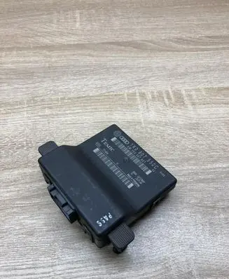 Volkswagen Touran I Gateway control module 1K0907530C 1K0907951