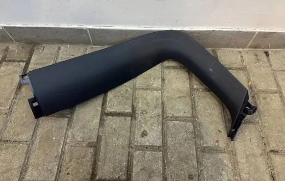 Mercedes-Benz GLC C253 Tailgate trim A2537400171