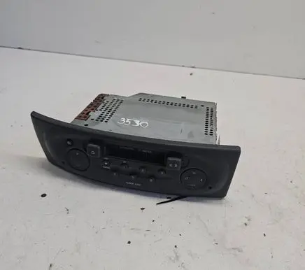 Renault Scenic I Radio/CD/DVD/GPS head unit 7700434424