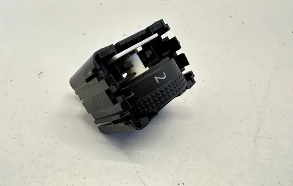 Volkswagen Polo V 6R Headlight level height control switch 6C0941333 1893