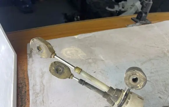 Opel Signum Gear shift cable linkage