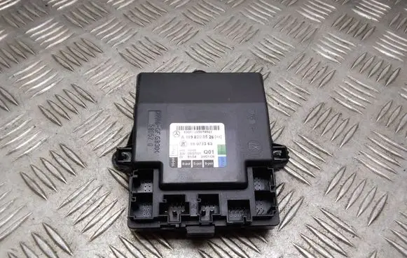 Mercedes-Benz B W245 Door control unit/module A1698208526 05072363