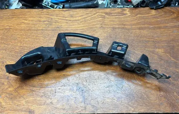 Mercedes-Benz Sprinter W907 W910 Front bumper mounting bracket A9108850500 20454