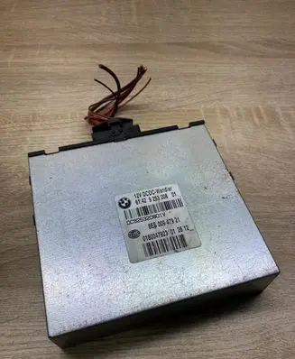 BMW 3 E90 E91 Voltage converter inverter 9253208 8ES009479