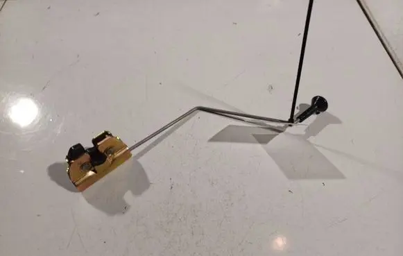 Chevrolet Aveo Seat back rest lock catch 