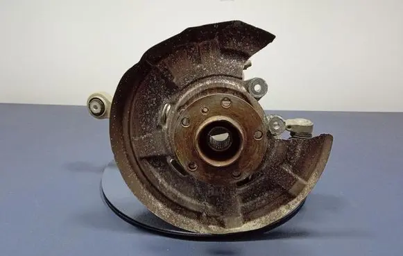 BMW 5 F10 F11 Front wheel hub spindle knuckle 6793769