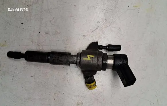 Peugeot 508 Fuel injector 9674973080