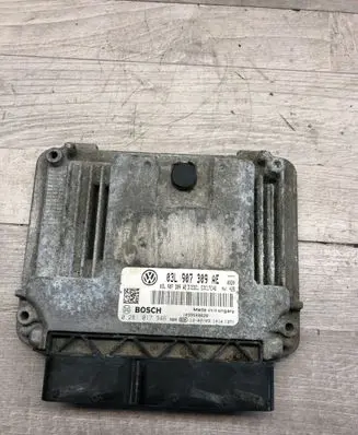 Volkswagen PASSAT B7 Engine control unit/module 03L907309AE 0281017946
