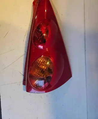 Peugeot 107 Rear/tail lights B15500H040