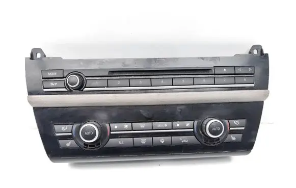 BMW 5 F10 F11 Climate control unit 9241238 90025-263