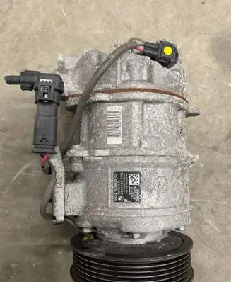 BMW 4 F32 F33 Air conditioning (A/C) compressor (pump) 22527010 6SAS14A 9299328