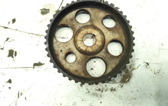 Audi A4 S4 B5 8D Fuel pump gear (pulley) 028130111A