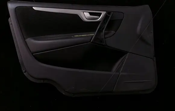 Volvo S60 Front door card panel trim 31111702 90193265 30634566