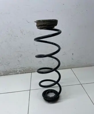 Peugeot 208 II Rear coil spring